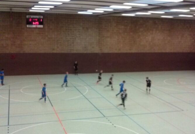 Hallenfußball