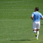 Achter-Position (8er) im Fußball – Aufgaben und Fähigkeiten