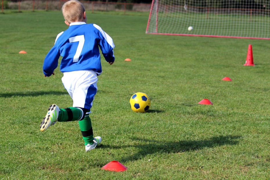 Übungsprogression im Fußball